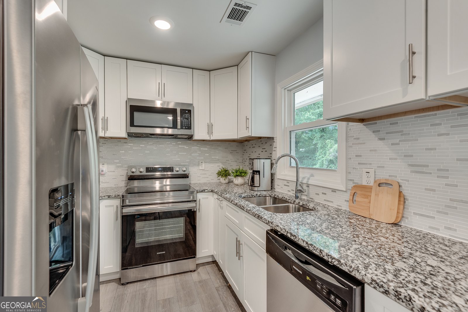 6030 Ridge Drive Mableton - Photo 9