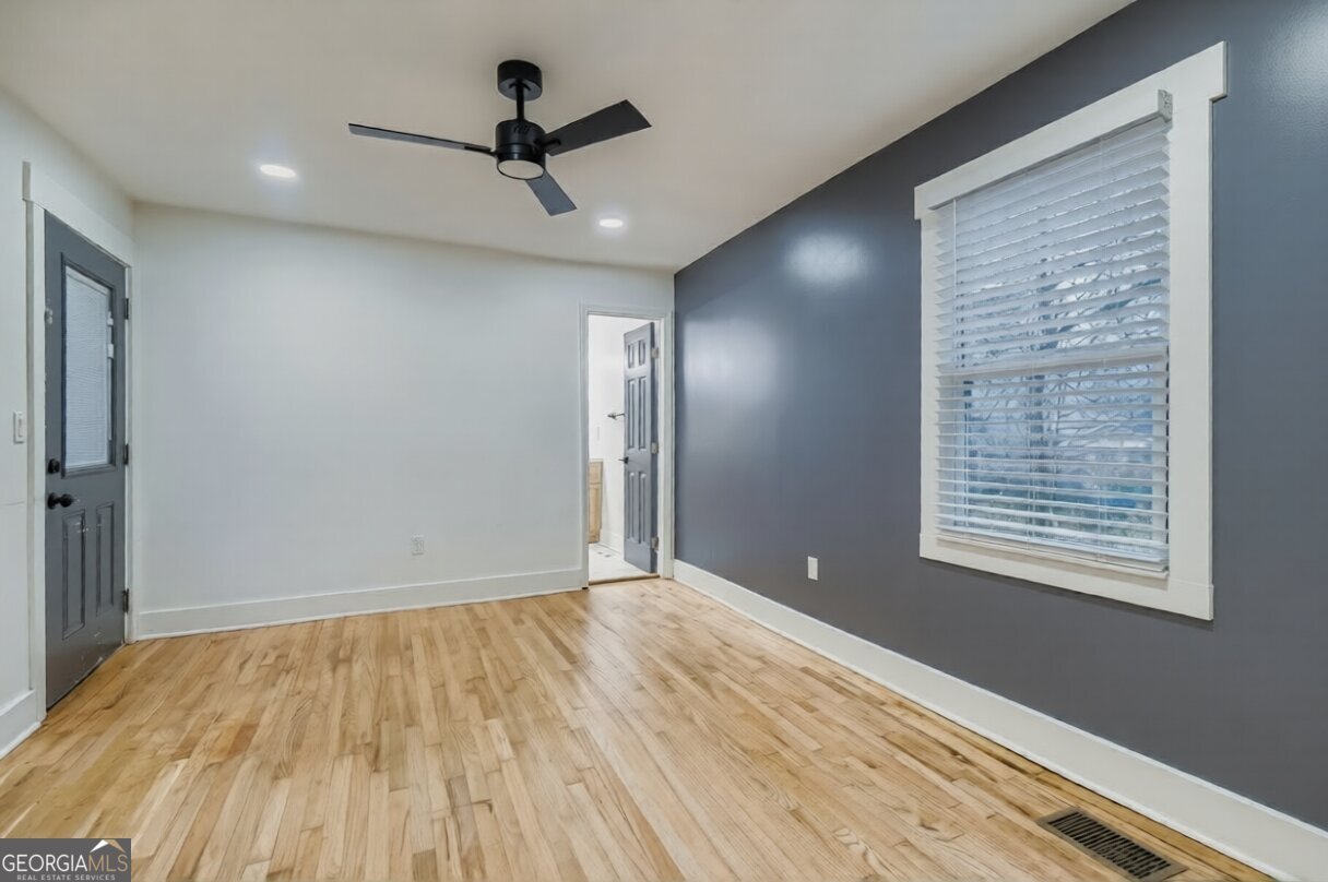 1866 Thompson Avenue East Point - Photo 6