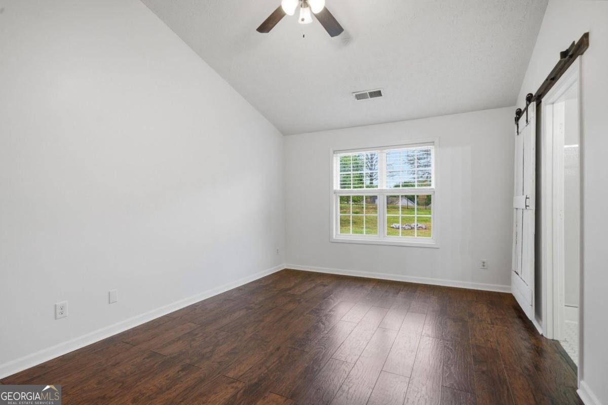 5828 Meadowfield Trace Flowery Branch - Photo 12