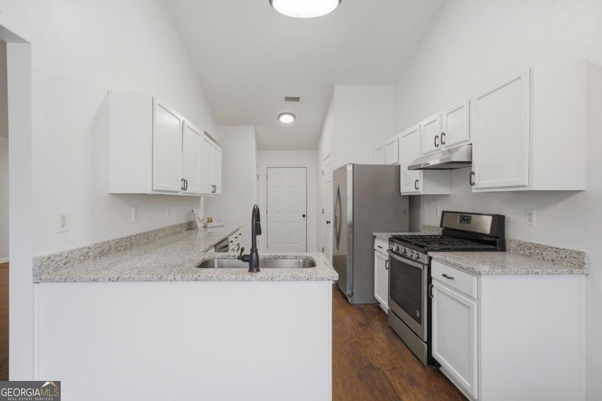 5828 Meadowfield Trace Flowery Branch - Photo 8