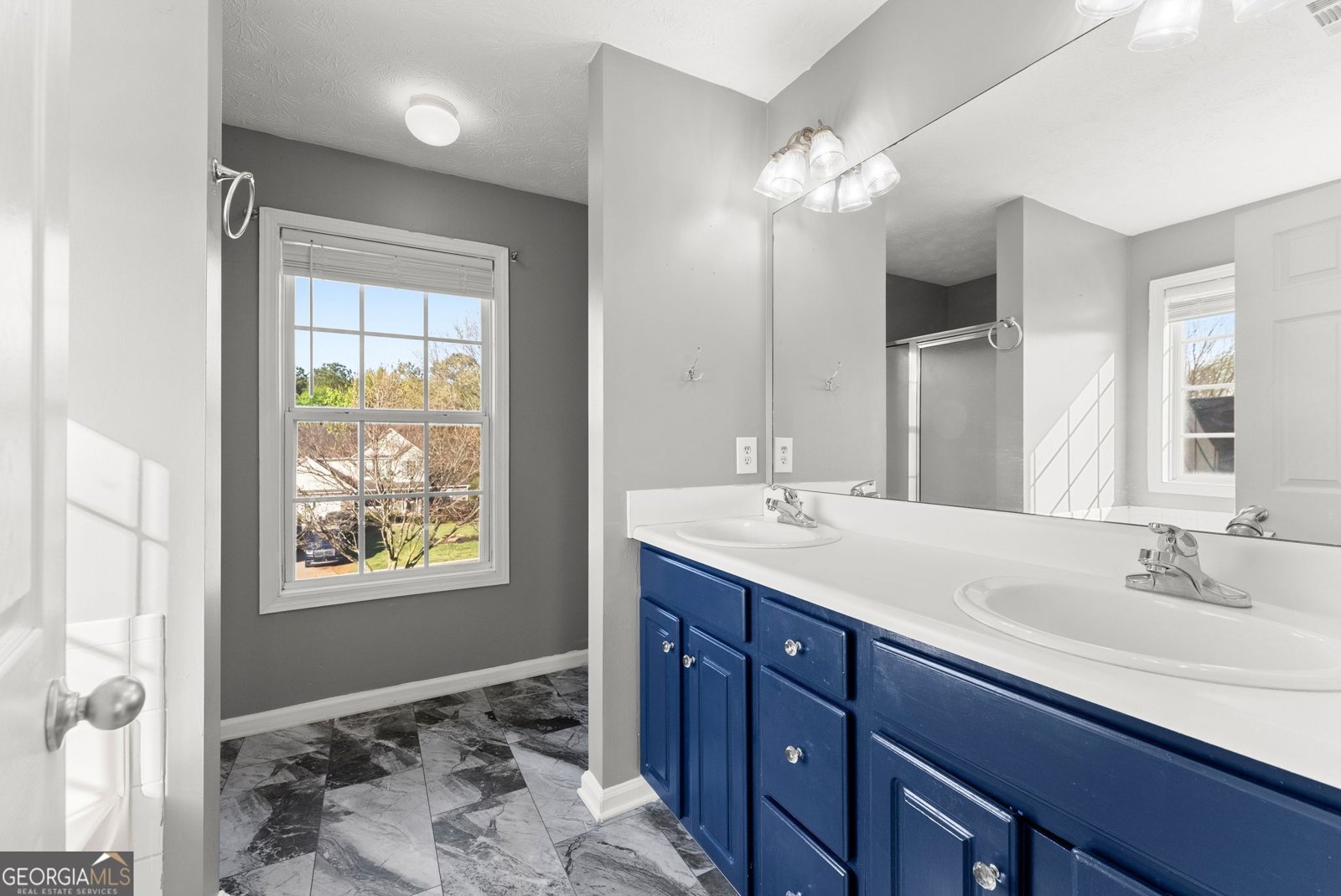 637 Sleeping Meadow Lane Bethlehem - Photo 17