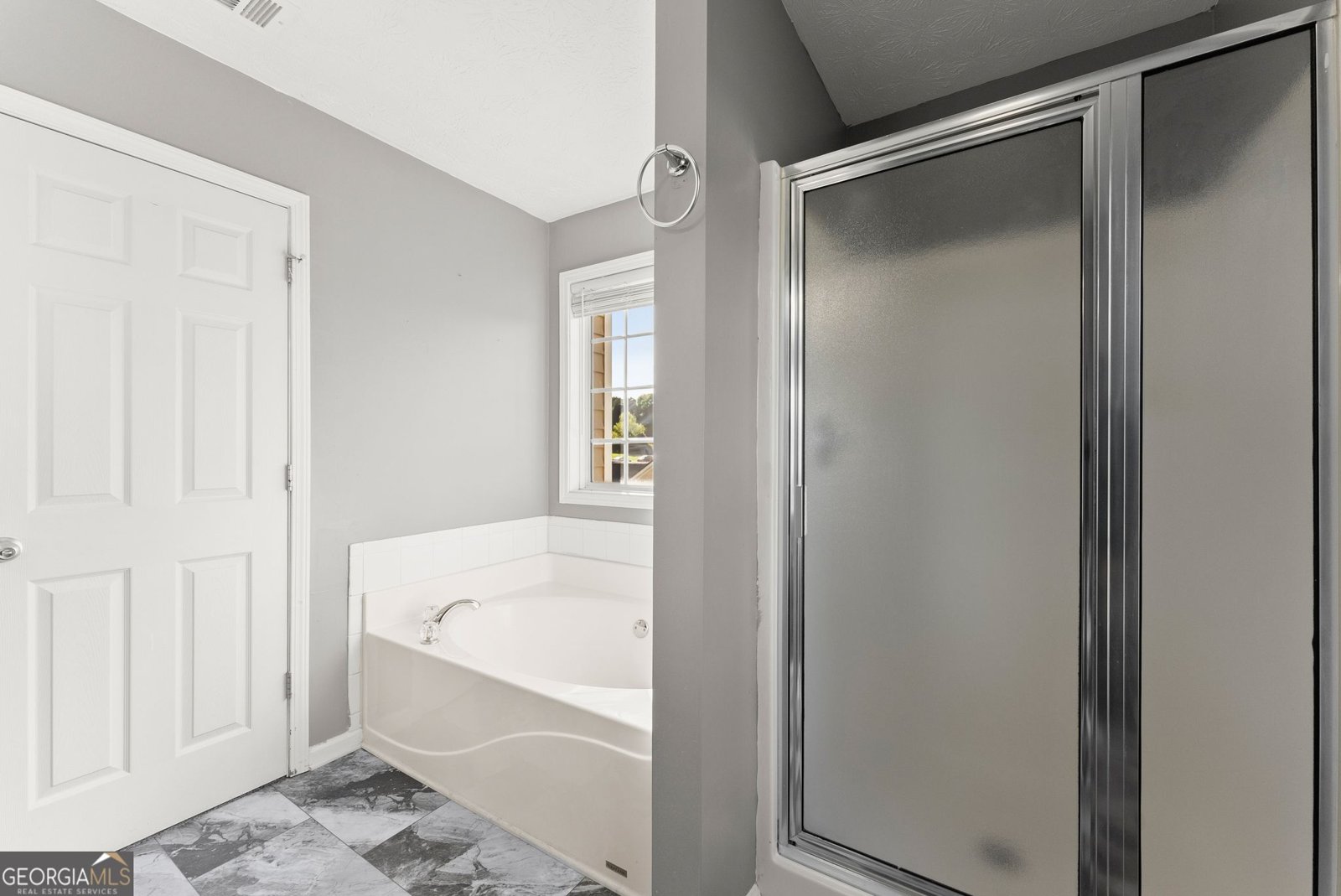 637 Sleeping Meadow Lane Bethlehem - Photo 18