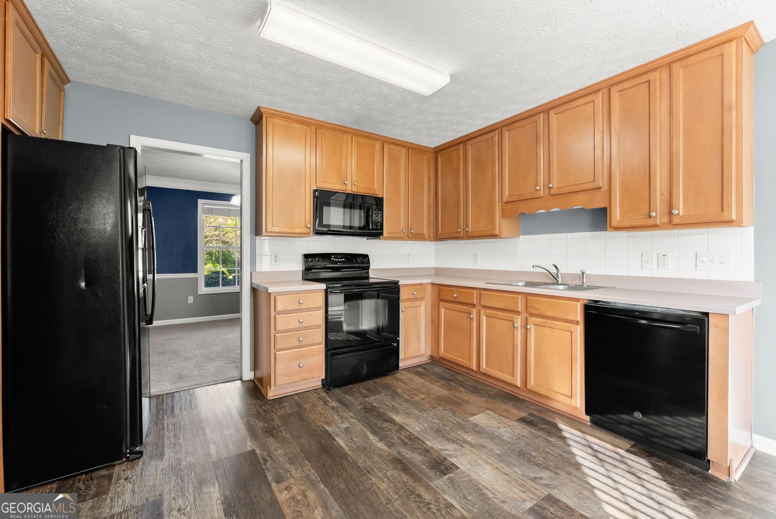 637 Sleeping Meadow Lane Bethlehem - Photo 8