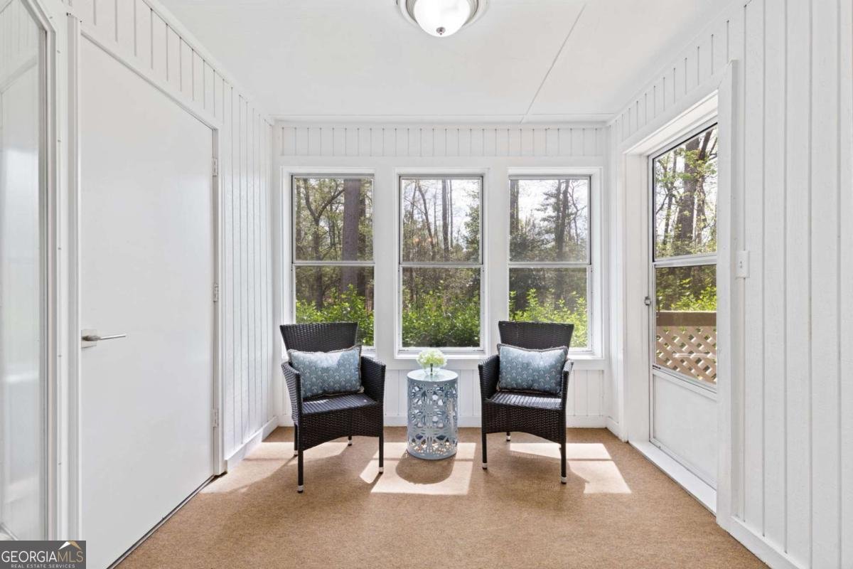 4447 Pineridge Circle Dunwoody - Photo 12