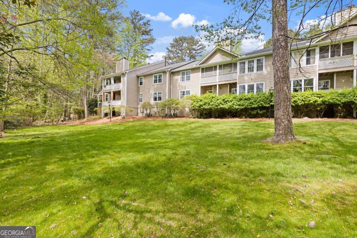 4447 Pineridge Circle Dunwoody - Photo 24