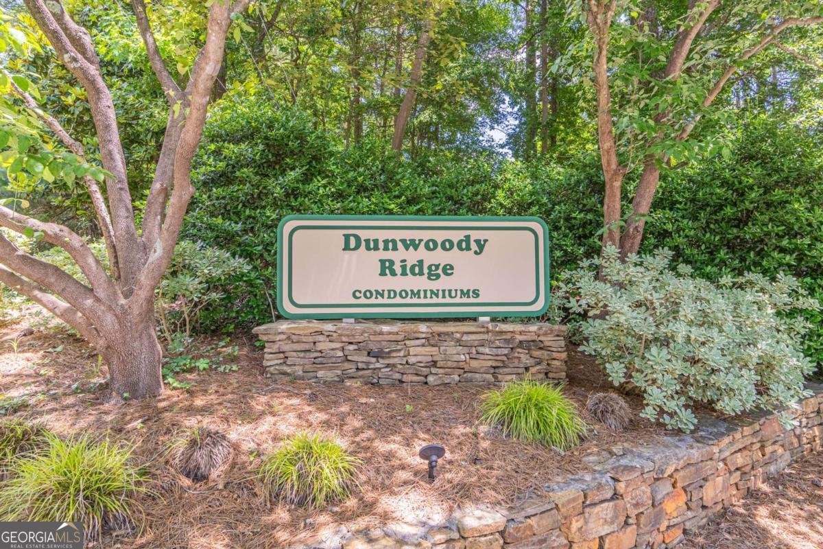 4447 Pineridge Circle Dunwoody - Photo 25