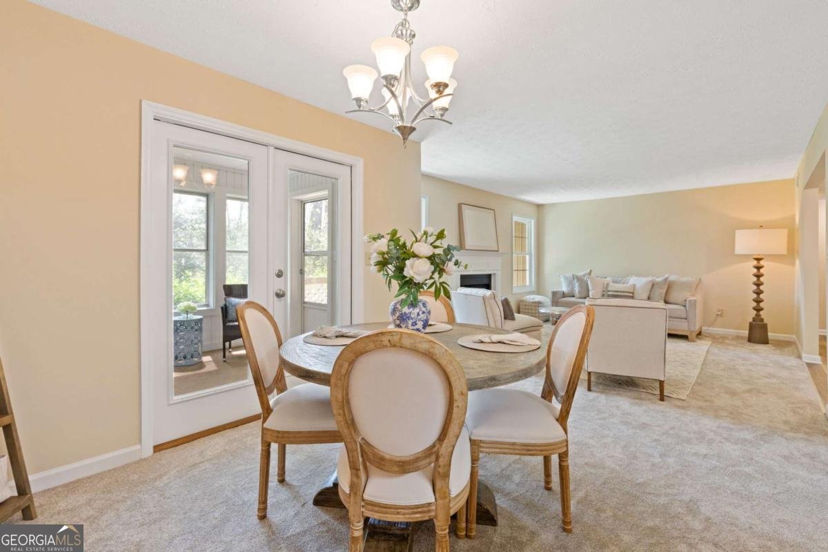 4447 Pineridge Circle Dunwoody - Photo 7