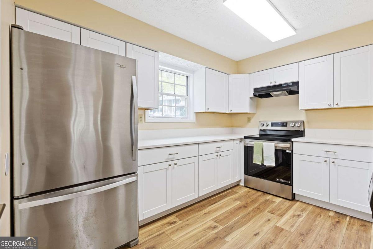 4447 Pineridge Circle Dunwoody - Photo 9