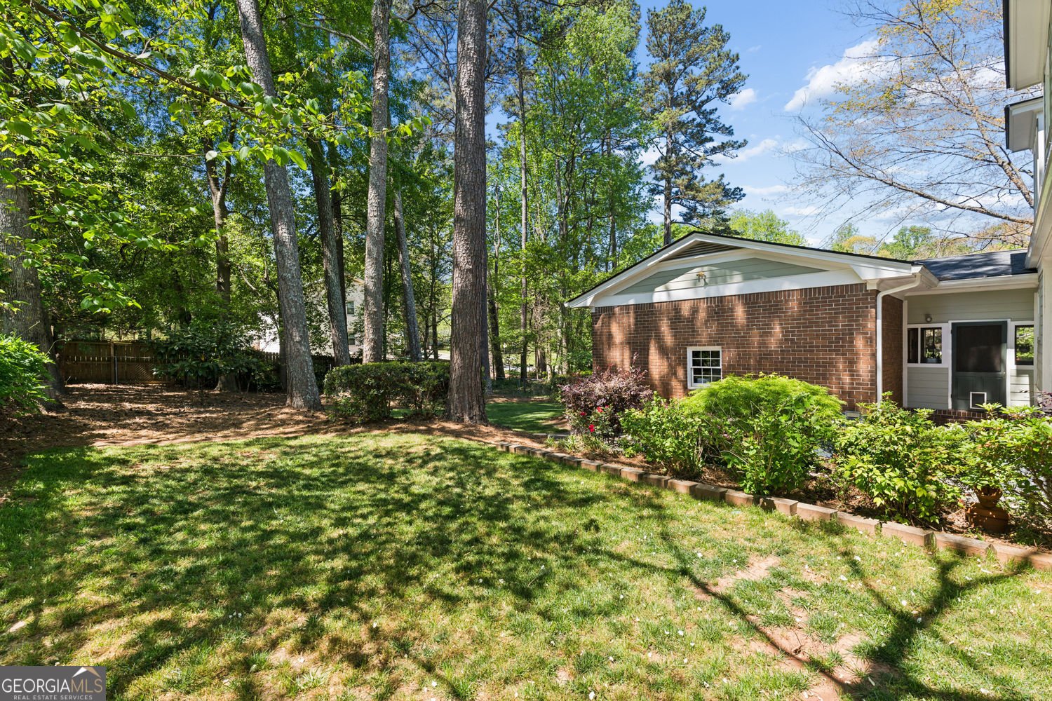 427 Angie Way Lilburn - Photo 39
