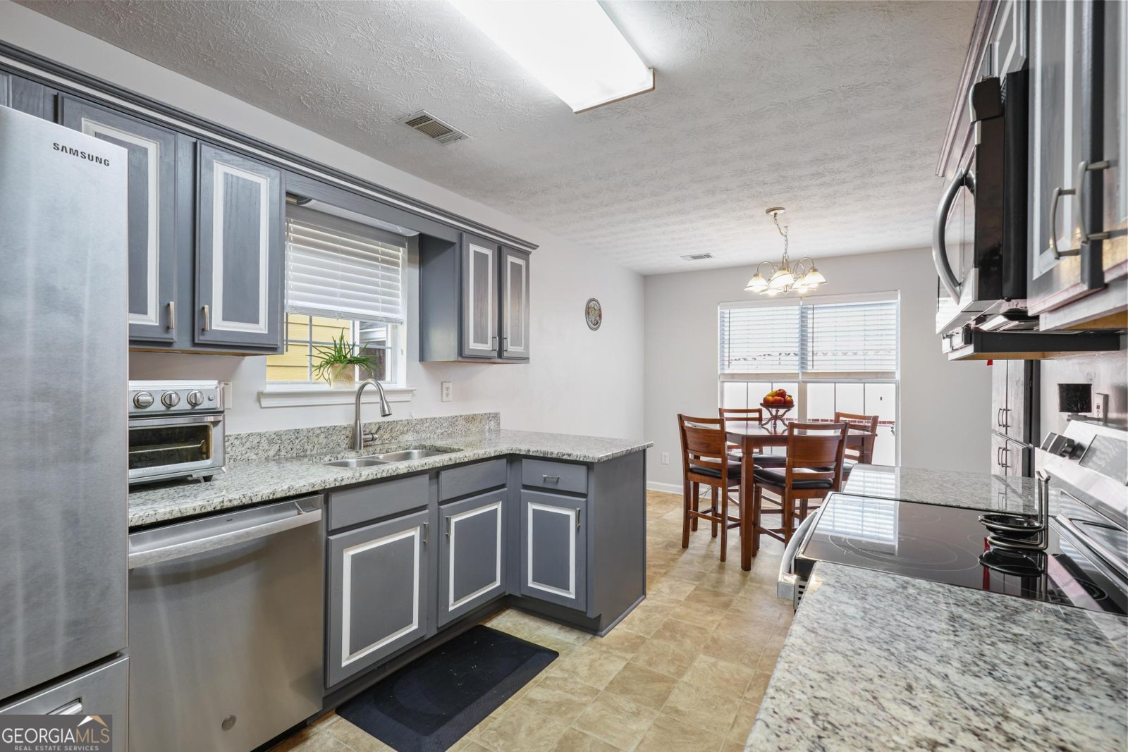 1477 Gates Circle Atlanta - Photo 11