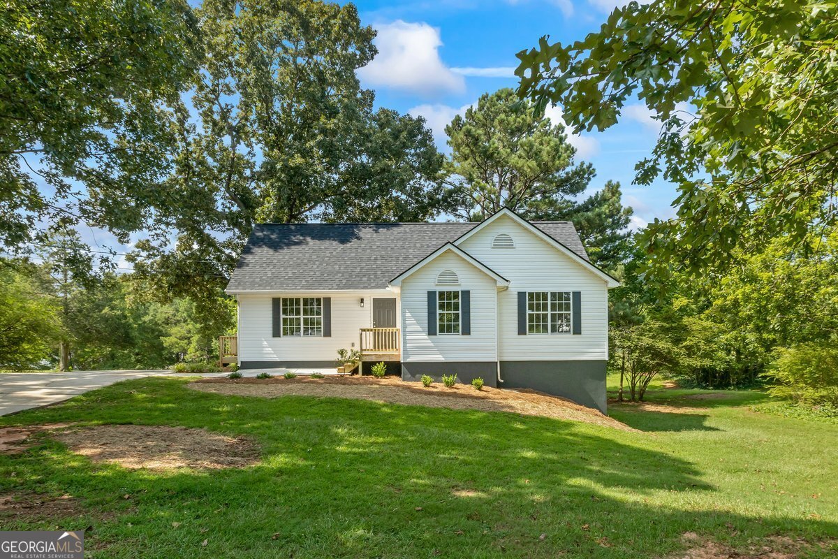 690 Laney Road Locust Grove - Photo 1
