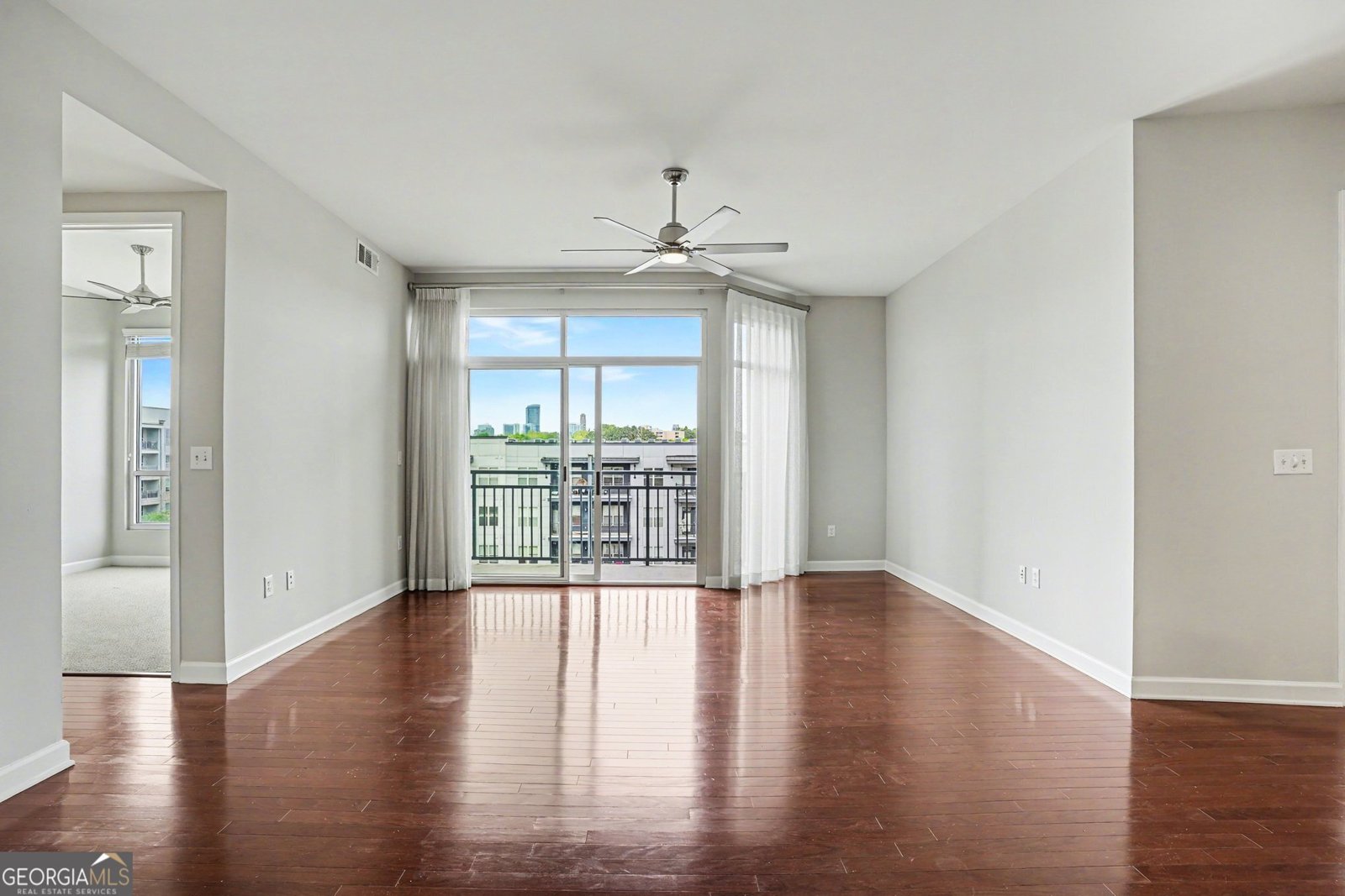 711 Cosmopolitan Drive Atlanta - Photo 4