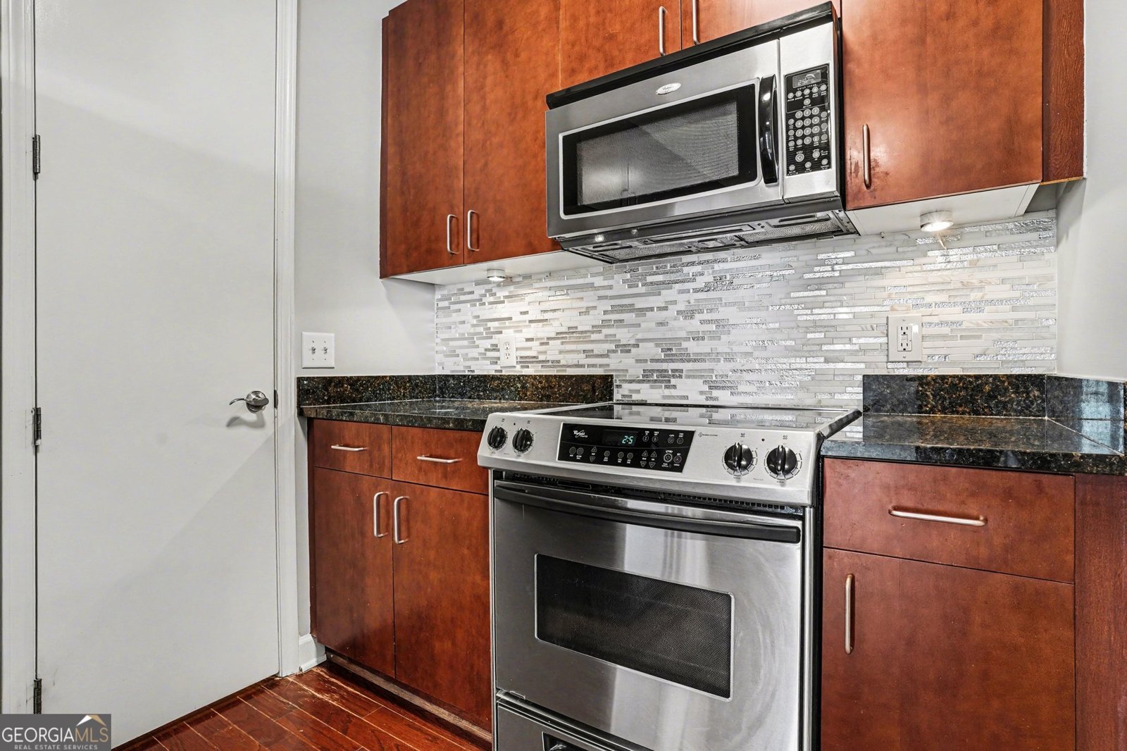 711 Cosmopolitan Drive Atlanta - Photo 8