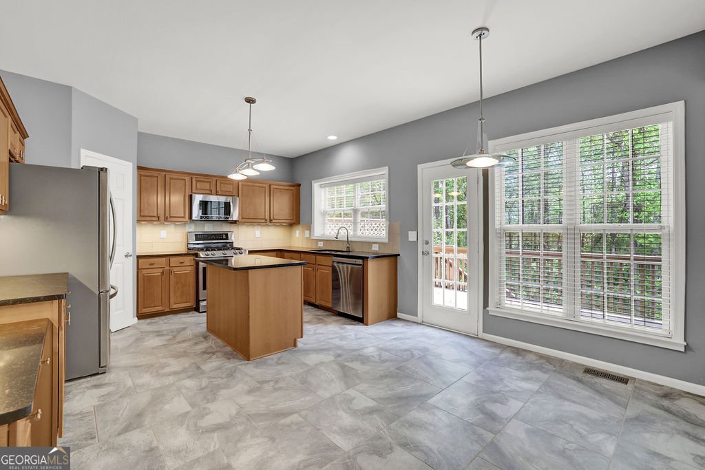 110 Normandy Drive Woodstock - Photo 16