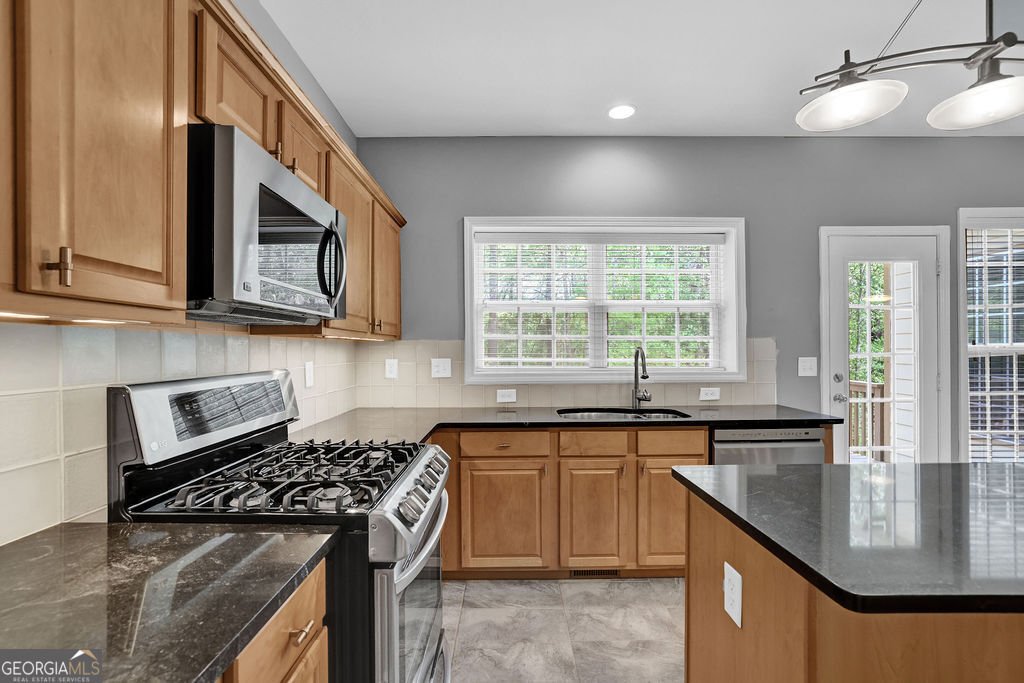 110 Normandy Drive Woodstock - Photo 19