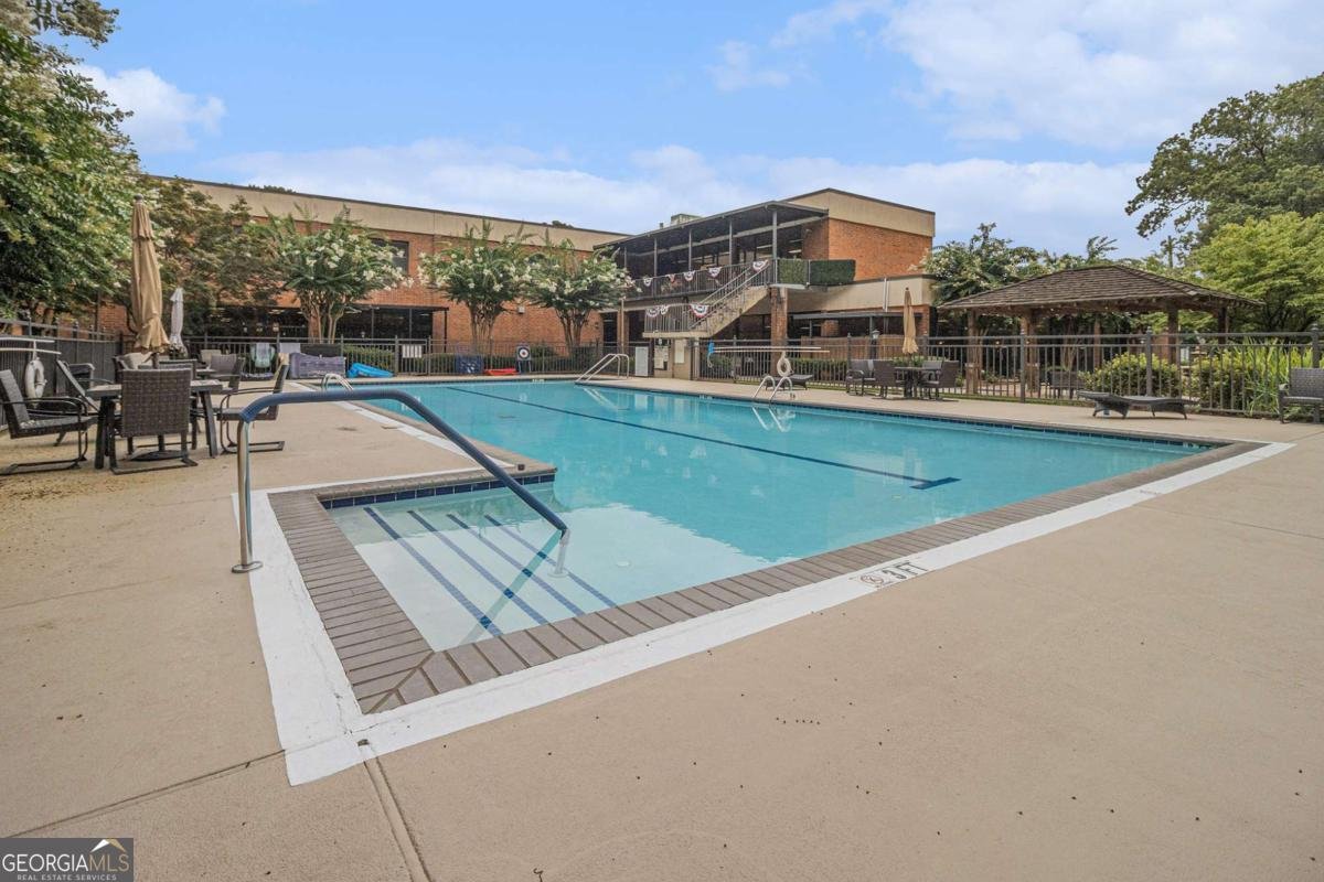 300 Johnson Ferry Road Sandy Springs - Photo 18