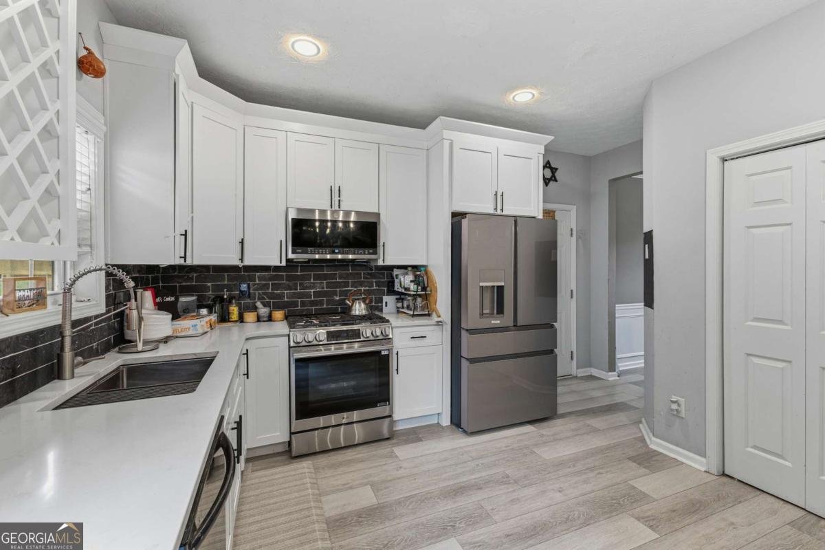 906 Milton Circle Loganville - Photo 9