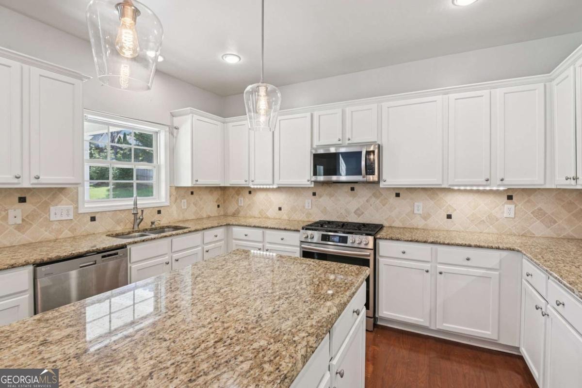 321 Meadowcrest Circle Canton - Photo 9