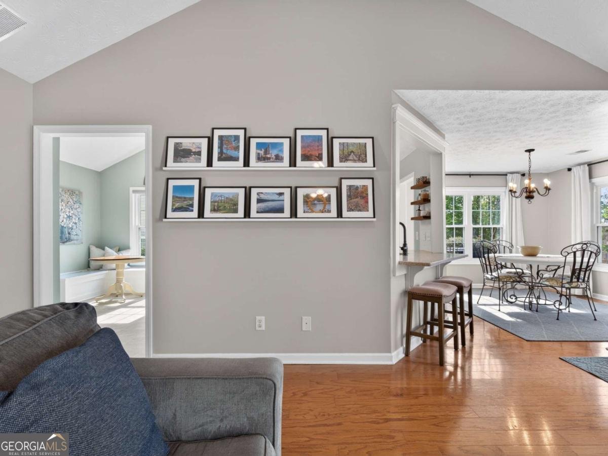 5592 Thistledown Terrace Sugar Hill - Photo 17