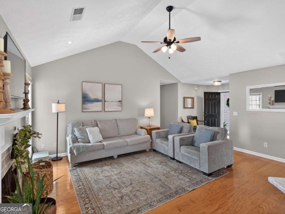 5592 Thistledown Terrace Sugar Hill - Photo 18