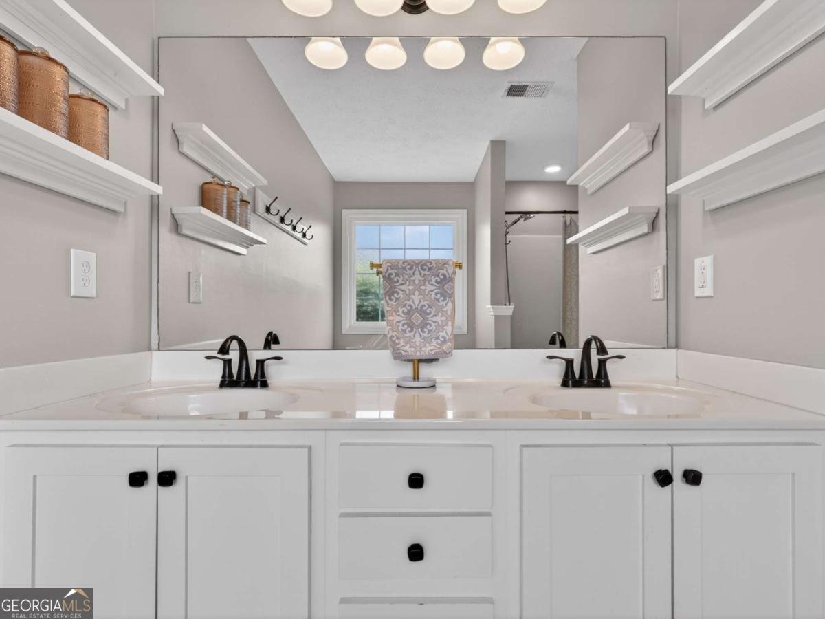 5592 Thistledown Terrace Sugar Hill - Photo 49