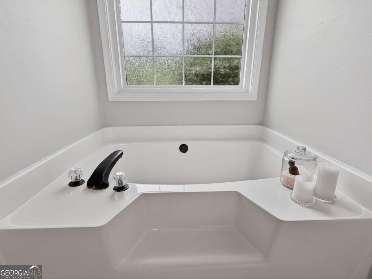 5592 Thistledown Terrace Sugar Hill - Photo 50