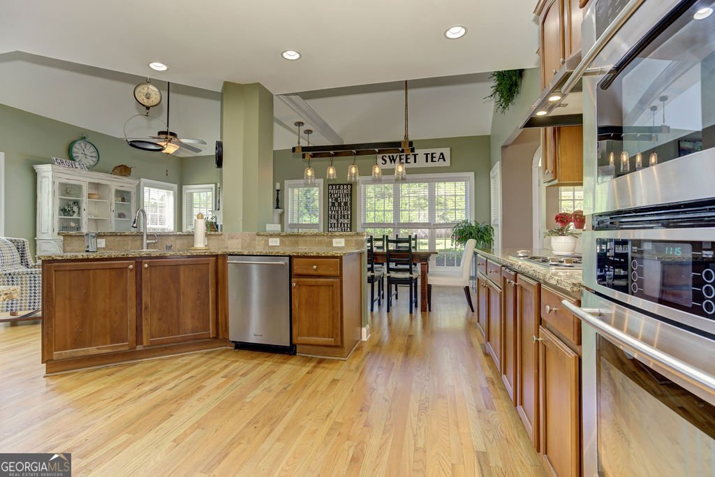 1366 Tamarack Lakes Drive Powder Springs - Photo 15