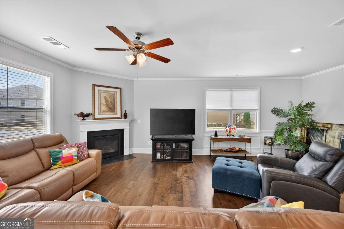 6497 Crosscreek Lane Flowery Branch - Photo 13