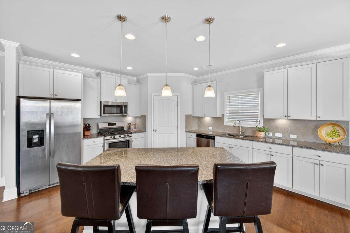 6497 Crosscreek Lane Flowery Branch - Photo 6