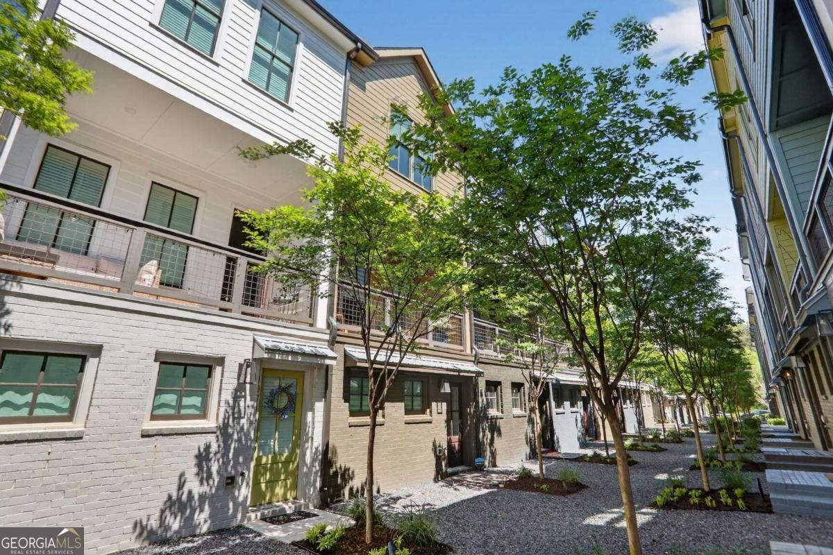 1072 Crest Circle Atlanta - Photo 1