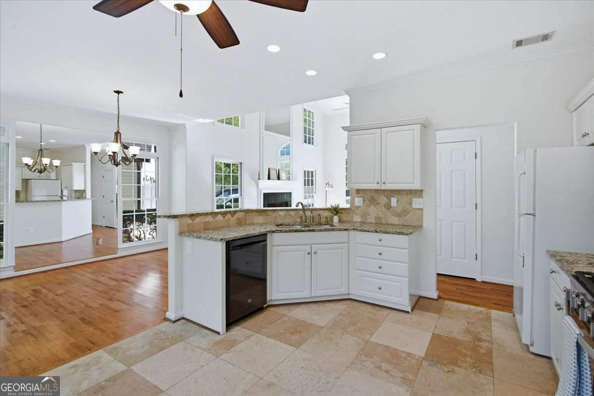 220 Ridge Point Court Alpharetta - Photo 16