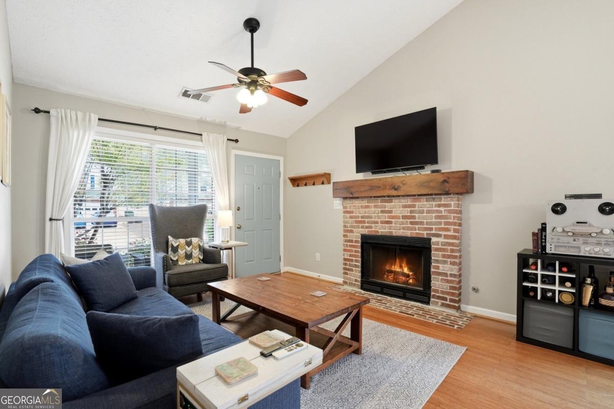 3551 Avensong Village Circle Alpharetta - Photo 9