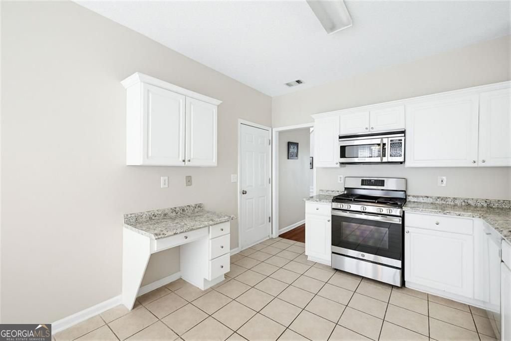 165 Farnworth Lane Roswell - Photo 10