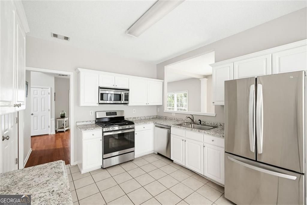 165 Farnworth Lane Roswell - Photo 9