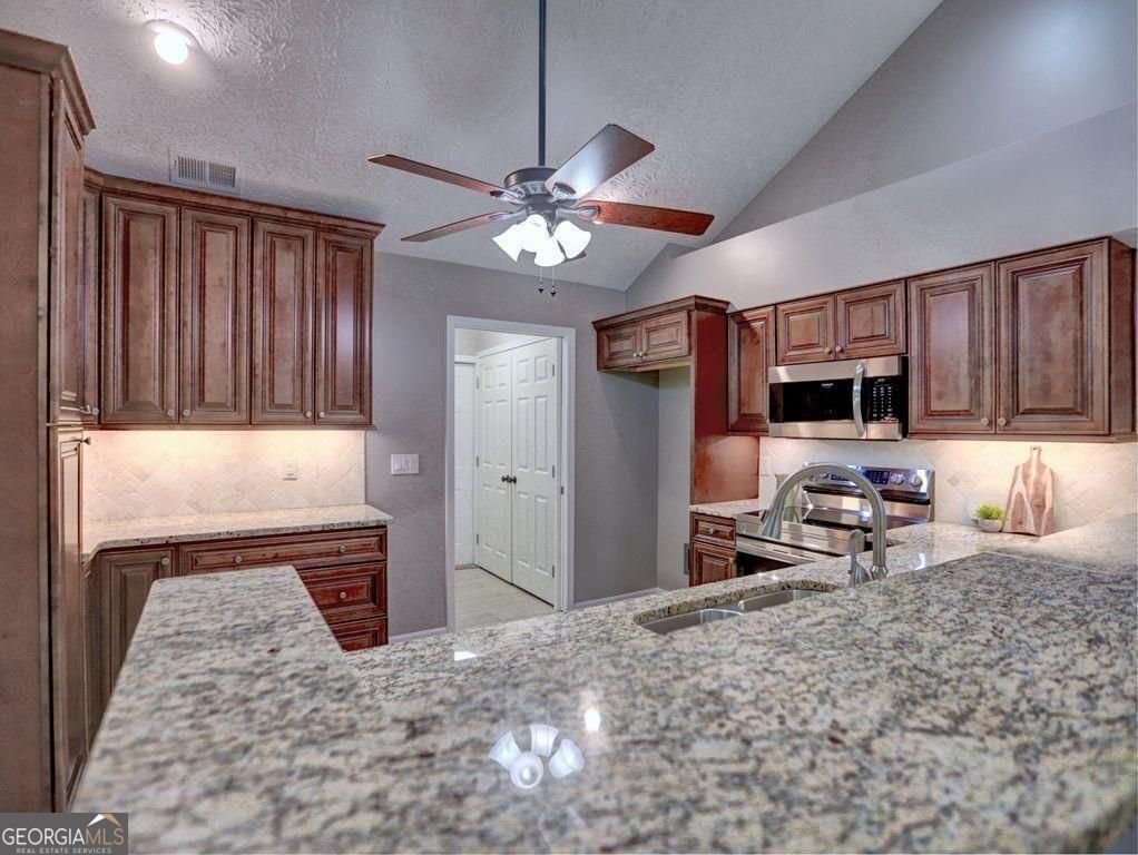 3822 Vineyards Lake Circle Kennesaw - Photo 9