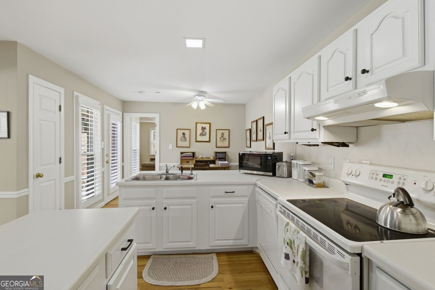 3269 Embry Downs Court Atlanta - Photo 19