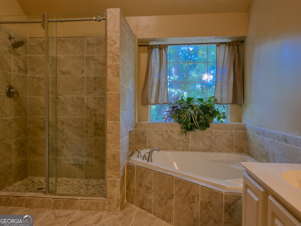 236 HUNTING Court Jonesboro - Photo 18