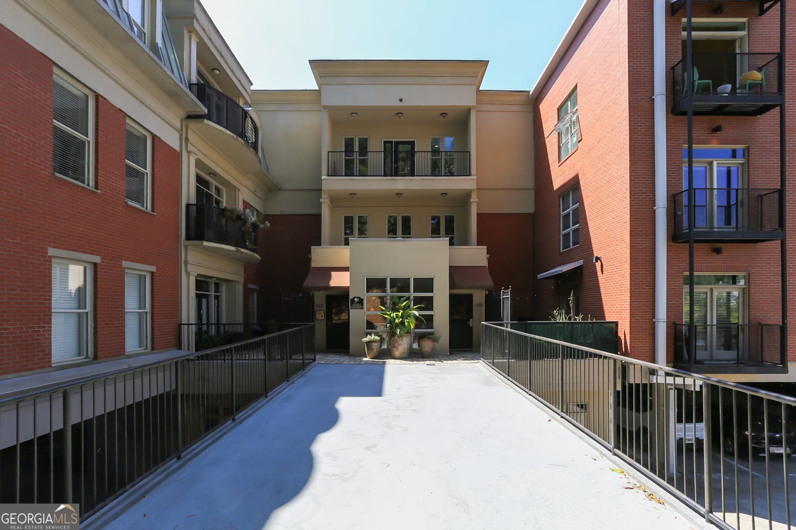 560 Dutch Valley Road Atlanta - Photo 19