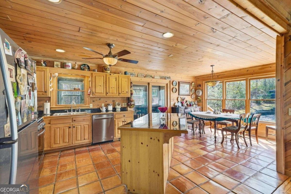 156 Peter Knob Road Blue Ridge - Photo 8