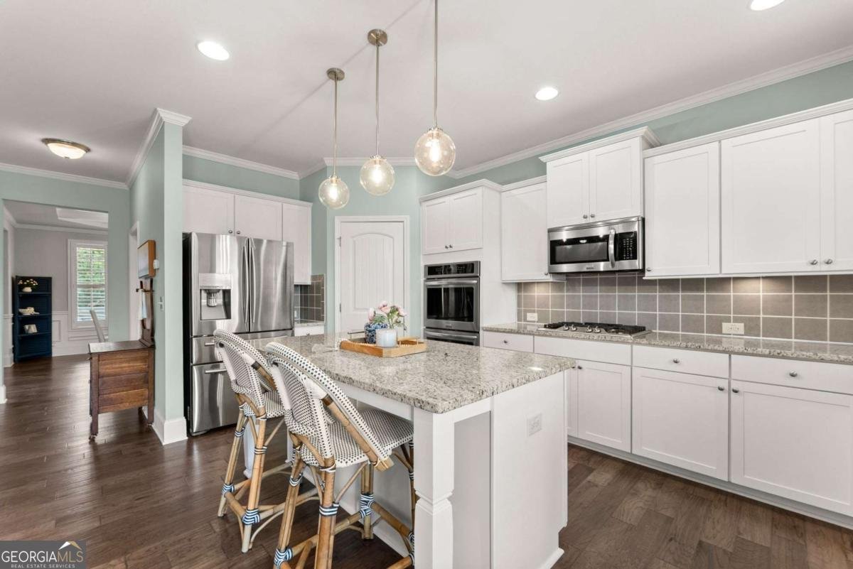 6712 Blooming Iris Court Flowery Branch - Photo 10