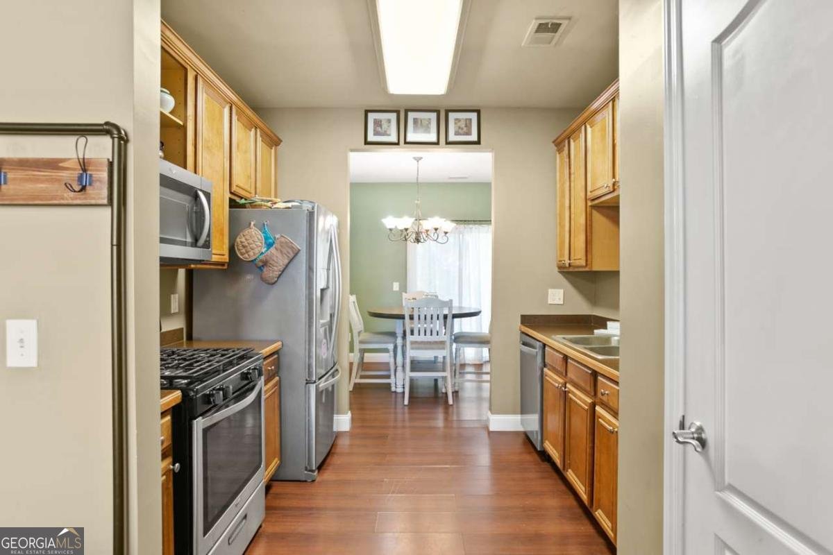 207 River Green Avenue Canton - Photo 12