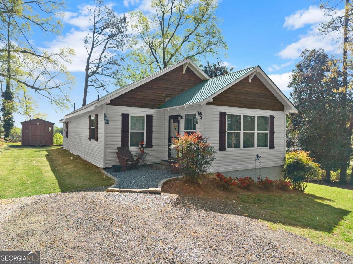 181 Forest Avenue Toccoa - Photo 1