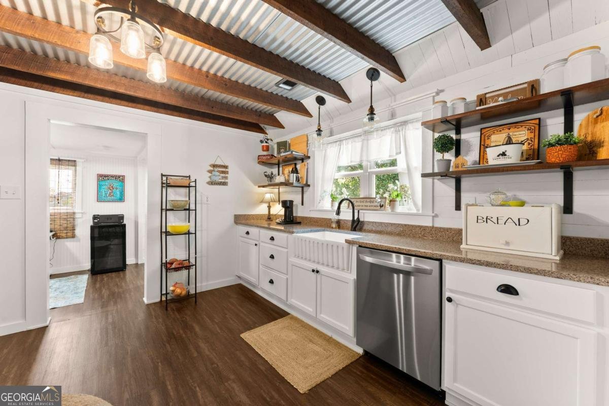 181 Forest Avenue Toccoa - Photo 9