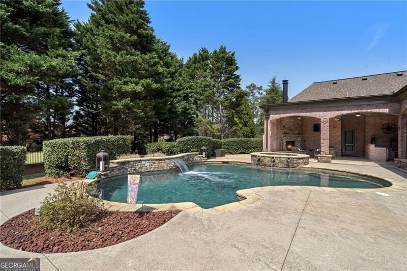 2725 Elkhorn Court Cumming - Photo 10