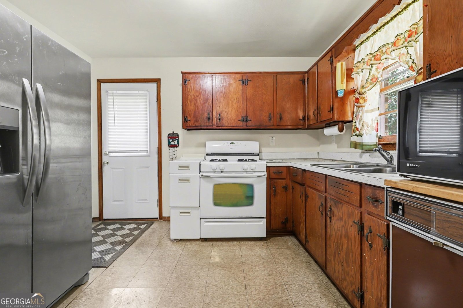 7019 Lakeview Lane Doraville - Photo 11