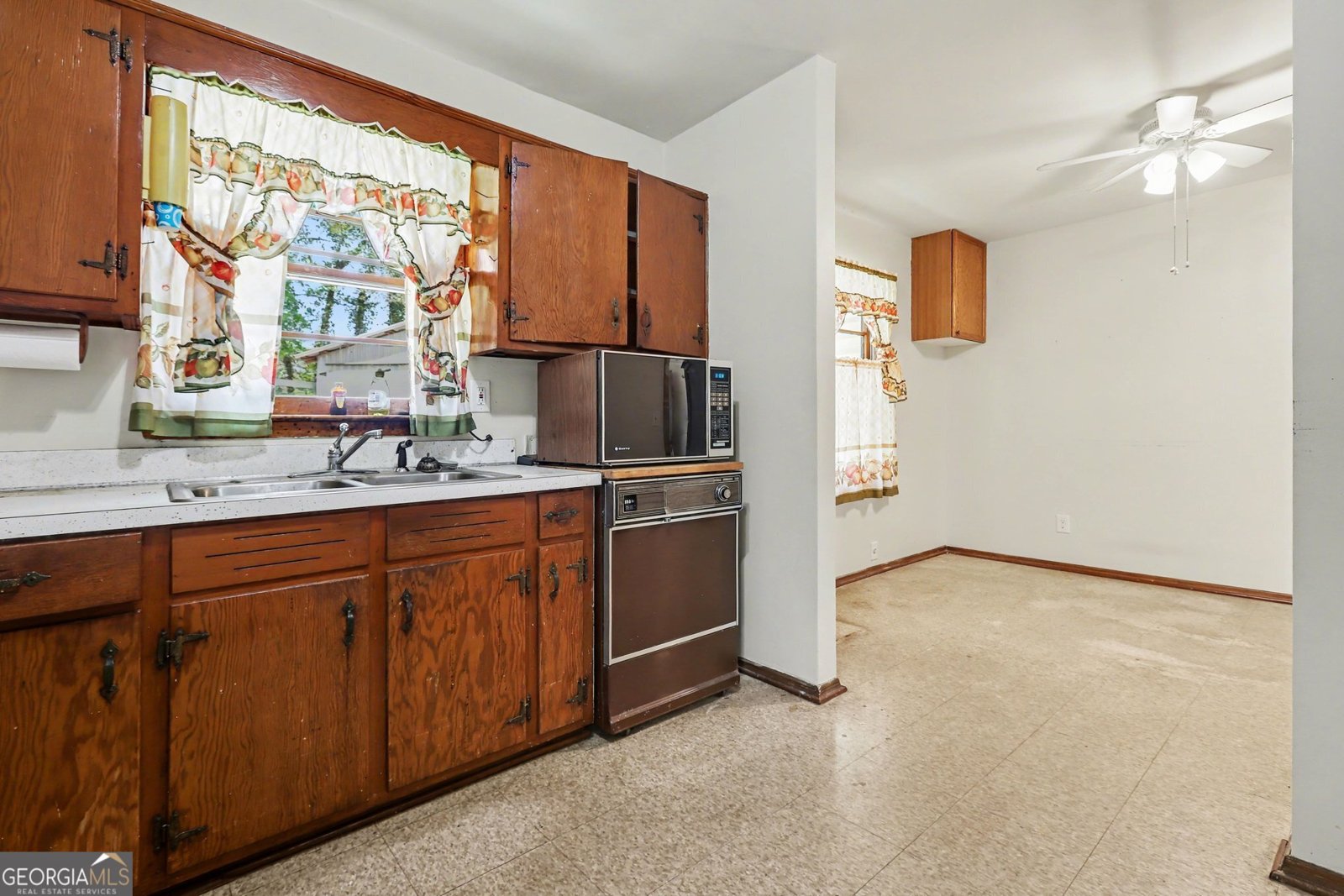 7019 Lakeview Lane Doraville - Photo 13