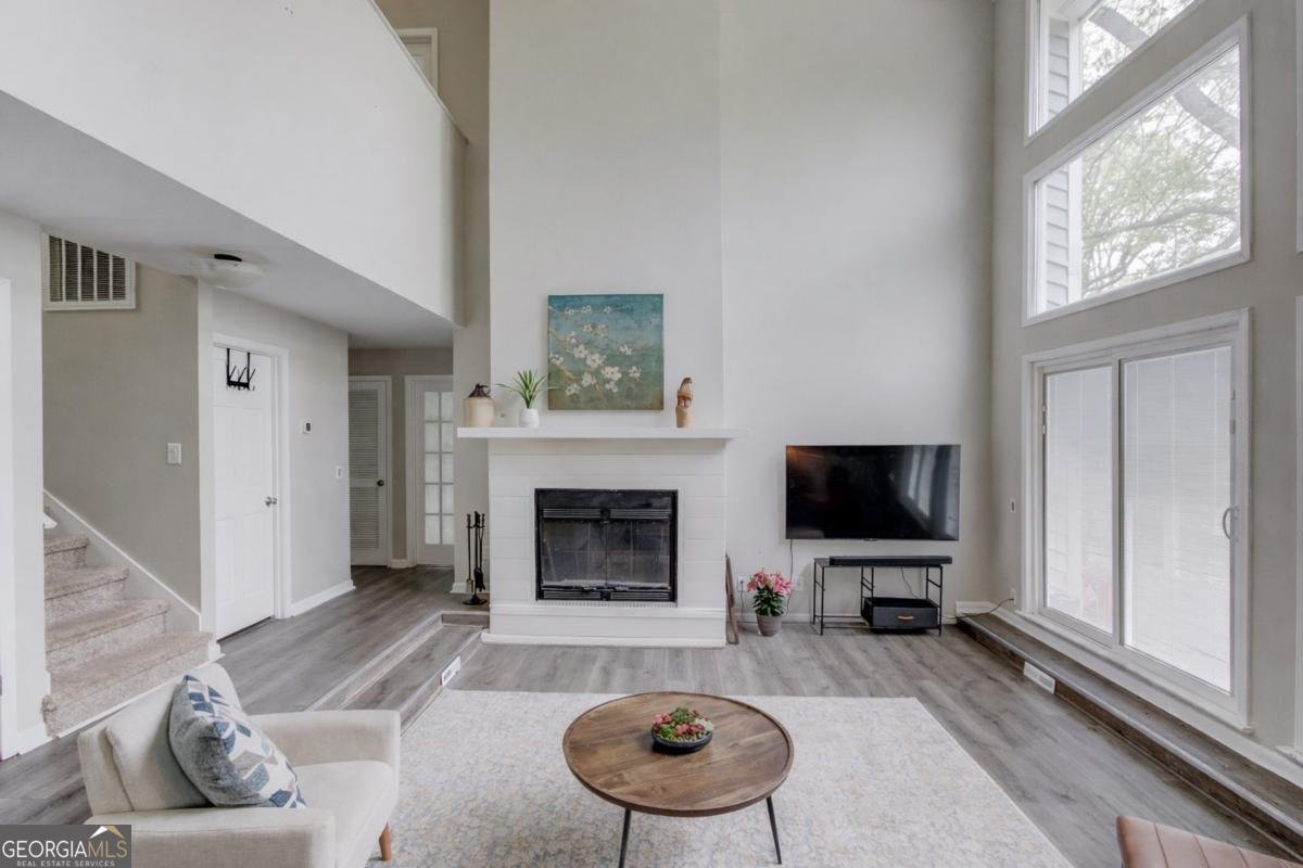 8515 Lake Drive Snellville - Photo 12