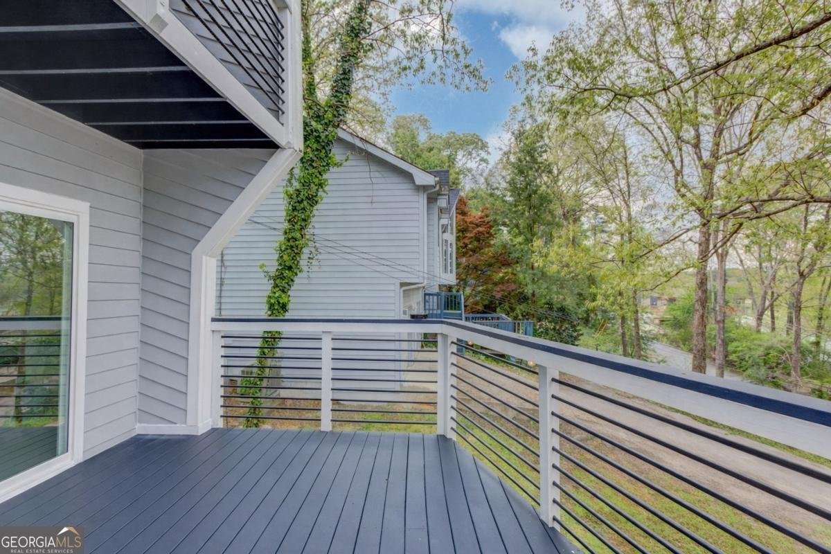 8515 Lake Drive Snellville - Photo 14