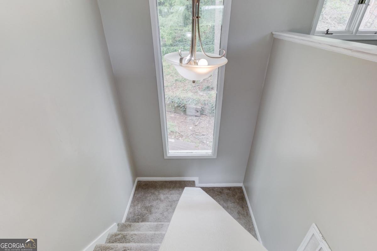 8515 Lake Drive Snellville - Photo 18