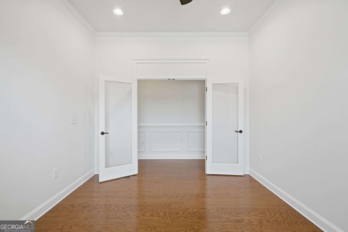 655 Hemlock Trail Canton - Photo 11